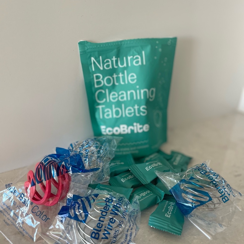 EcoBrite Natural Bottle Cleaning Tablets & BlenderBall  Wire Whisks and Color